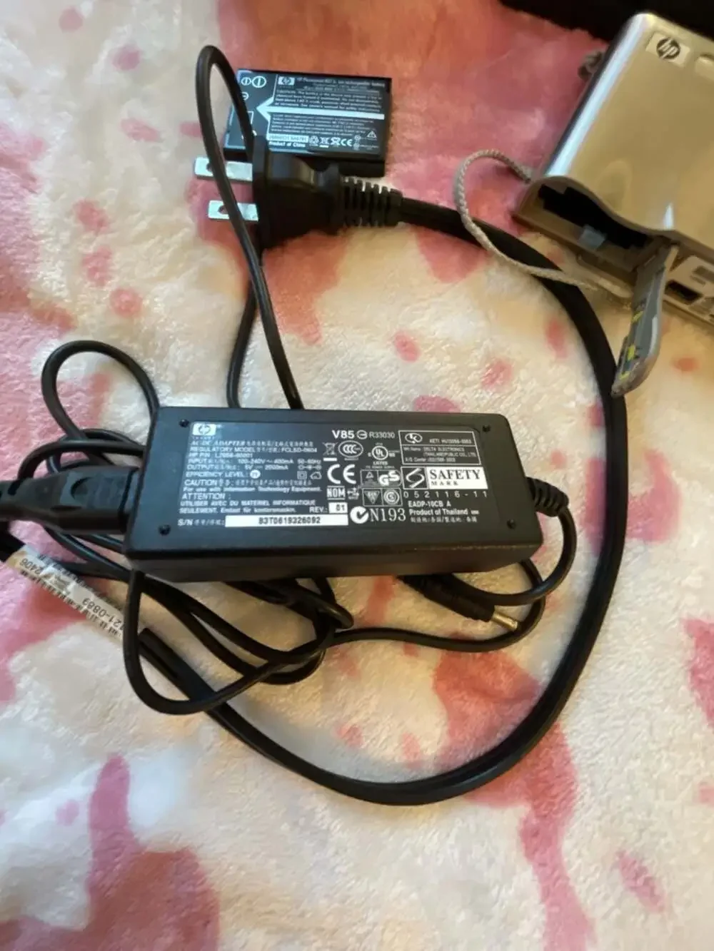 HP Photosmart R927 Digital Camera Bundle with Case and Dock PARTS ONLY